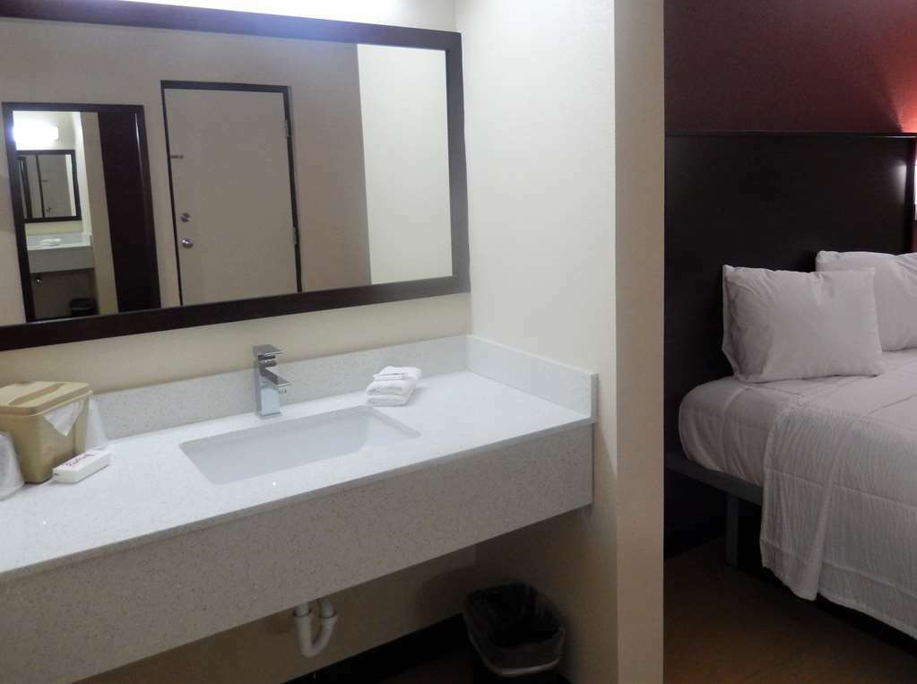 Red Roof Inn Перрісберґ Номер фото